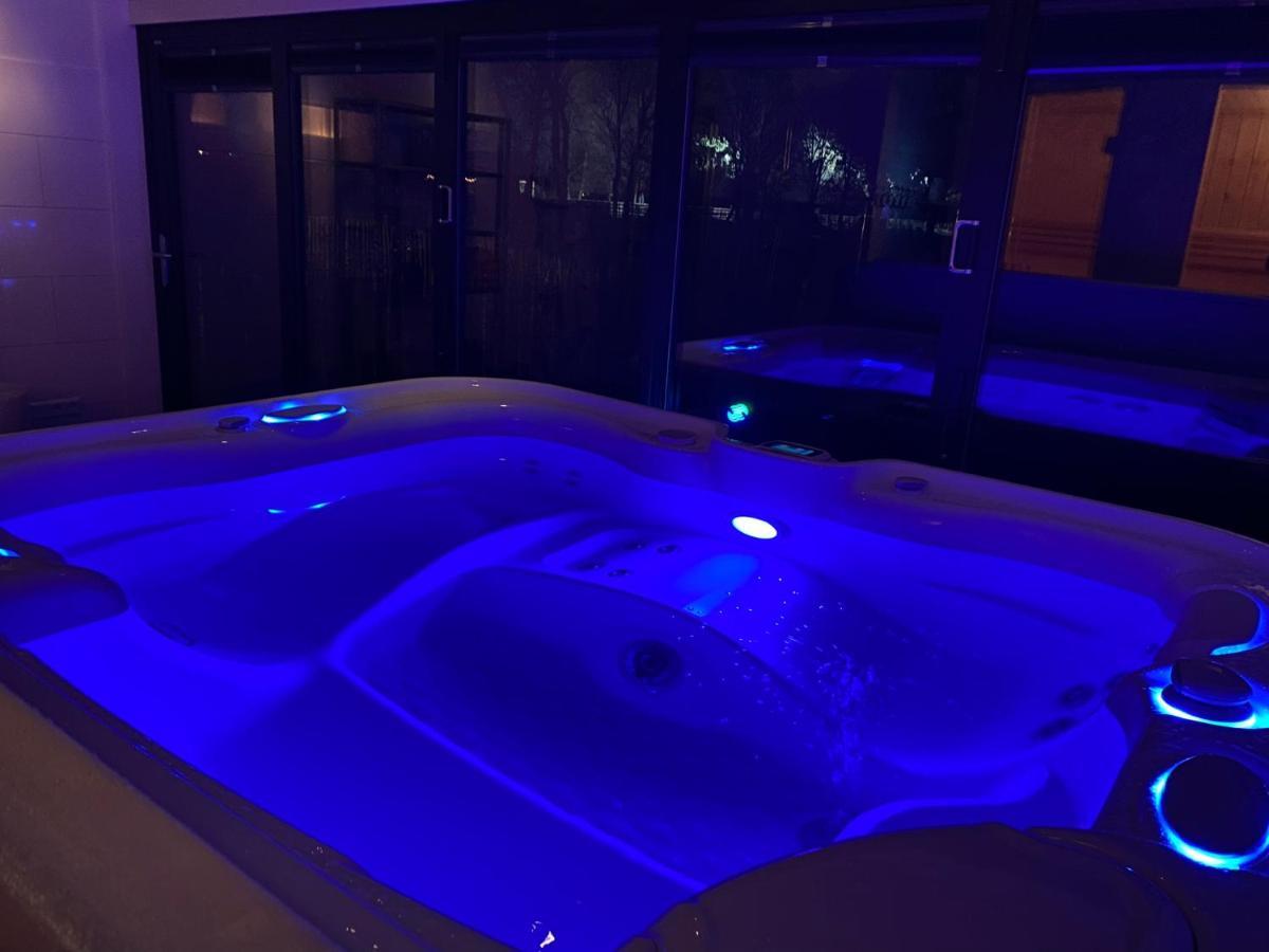 De Porrel Polsbroek Unit Met Prive Jacuzzi, Spa En Sauna Εξωτερικό φωτογραφία